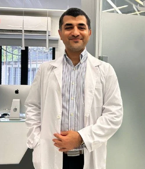 دکتر امیرعباس بشارتی